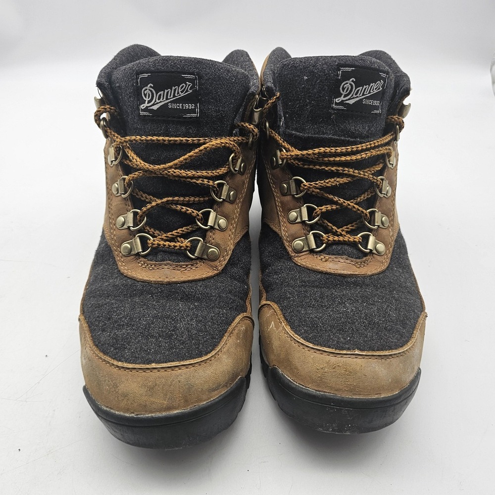 Danner Boots Mens Size 9.5 Brown Leather Wool Lined Hiking Chukka Trail Outdoor